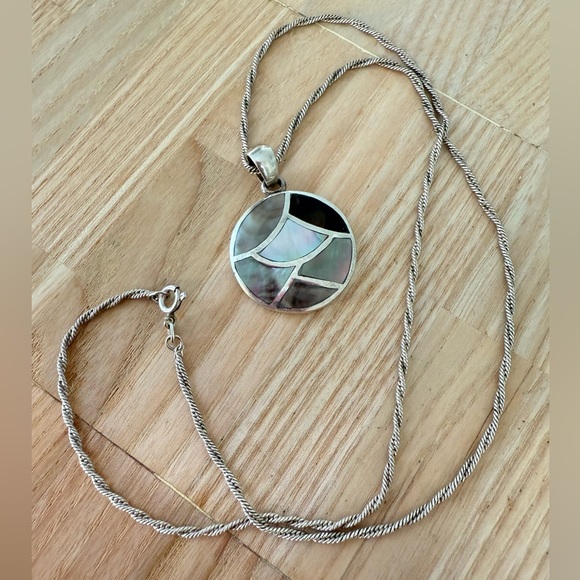Vintage 925 Sterling silver shell abalone mosaic pendant necklace - Picture 3 of 10